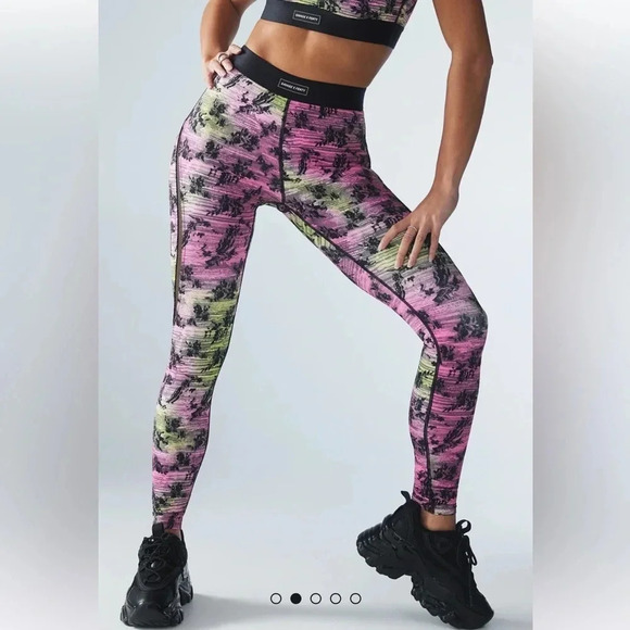 SAVAGE X FENTY Flow High-Waist Trimmed Legging Pink Palace Slowburn Lace Size M - Picture 2 of 12